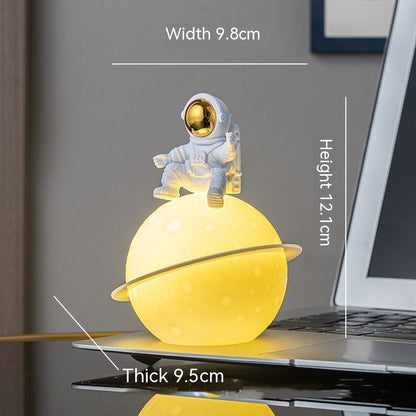 Mini Astronaut Night Lamp