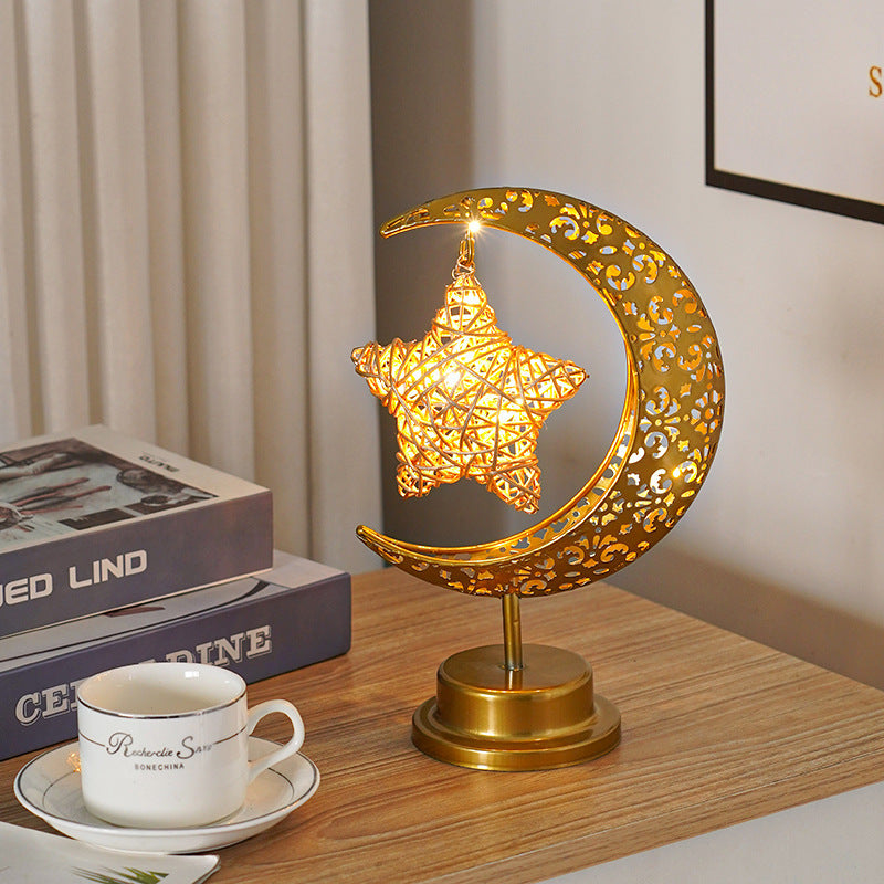 Creative Iron Moon LED Modeling Lamp